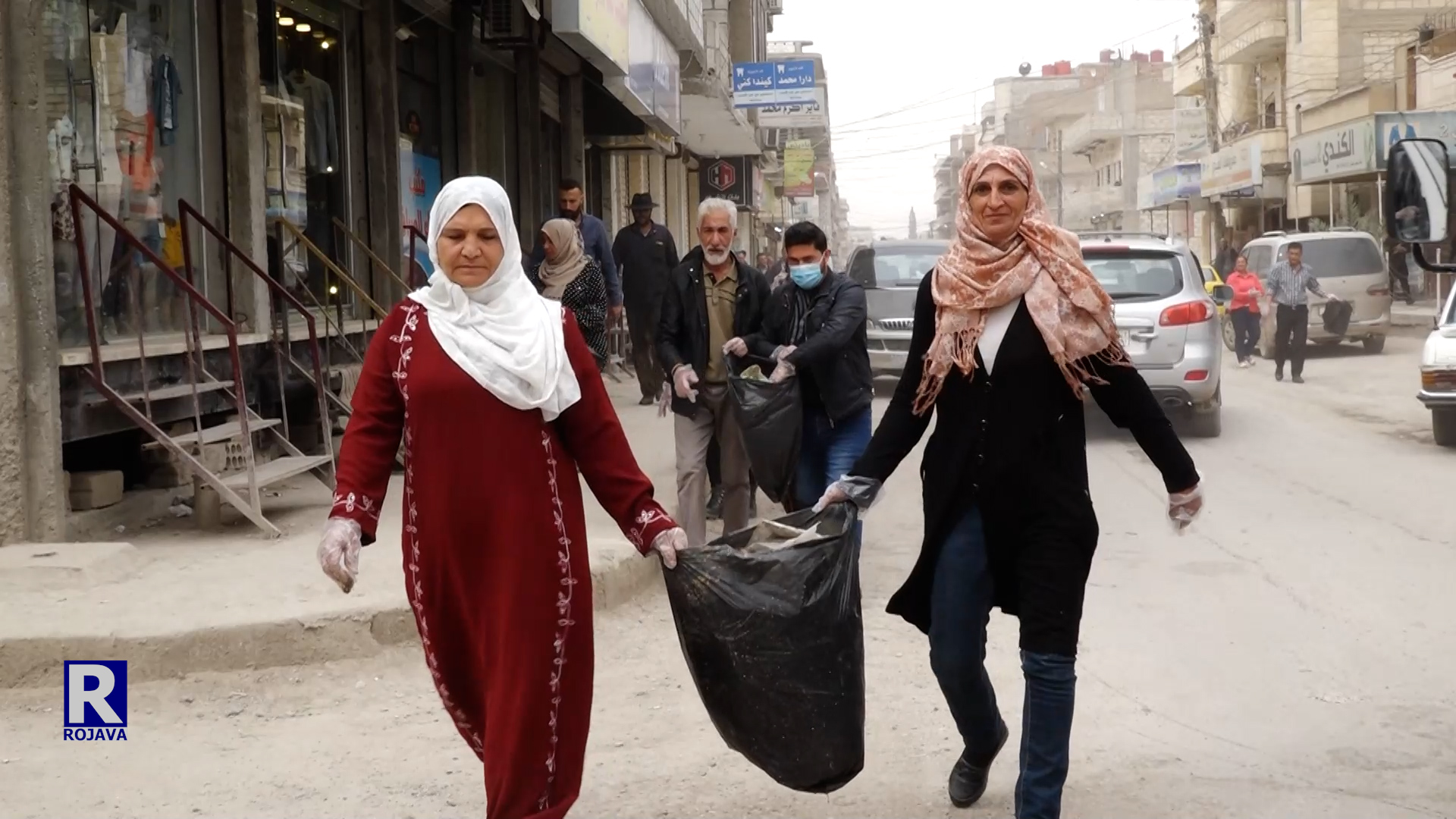 استمرار حملة النظافة التي اطلقتها حركة المجتمع الديمقراطي في الحسكة