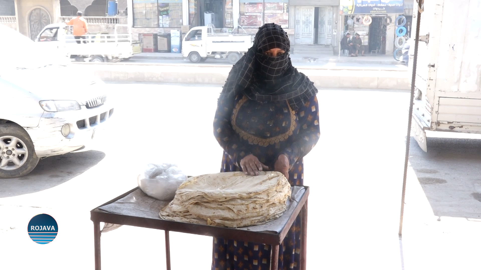 ابتسام العلي - ربة أسرة وعاملة في مجال صناعة خبز الصاج