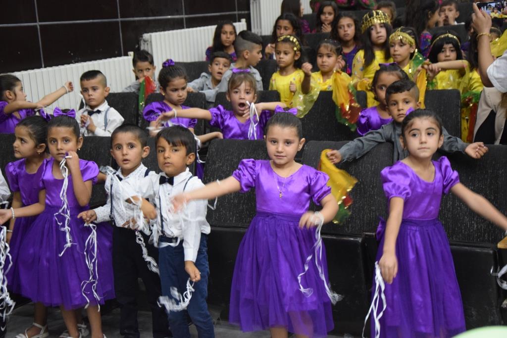 مهرجان فن الطفل في كوباني يختتم فعالياته