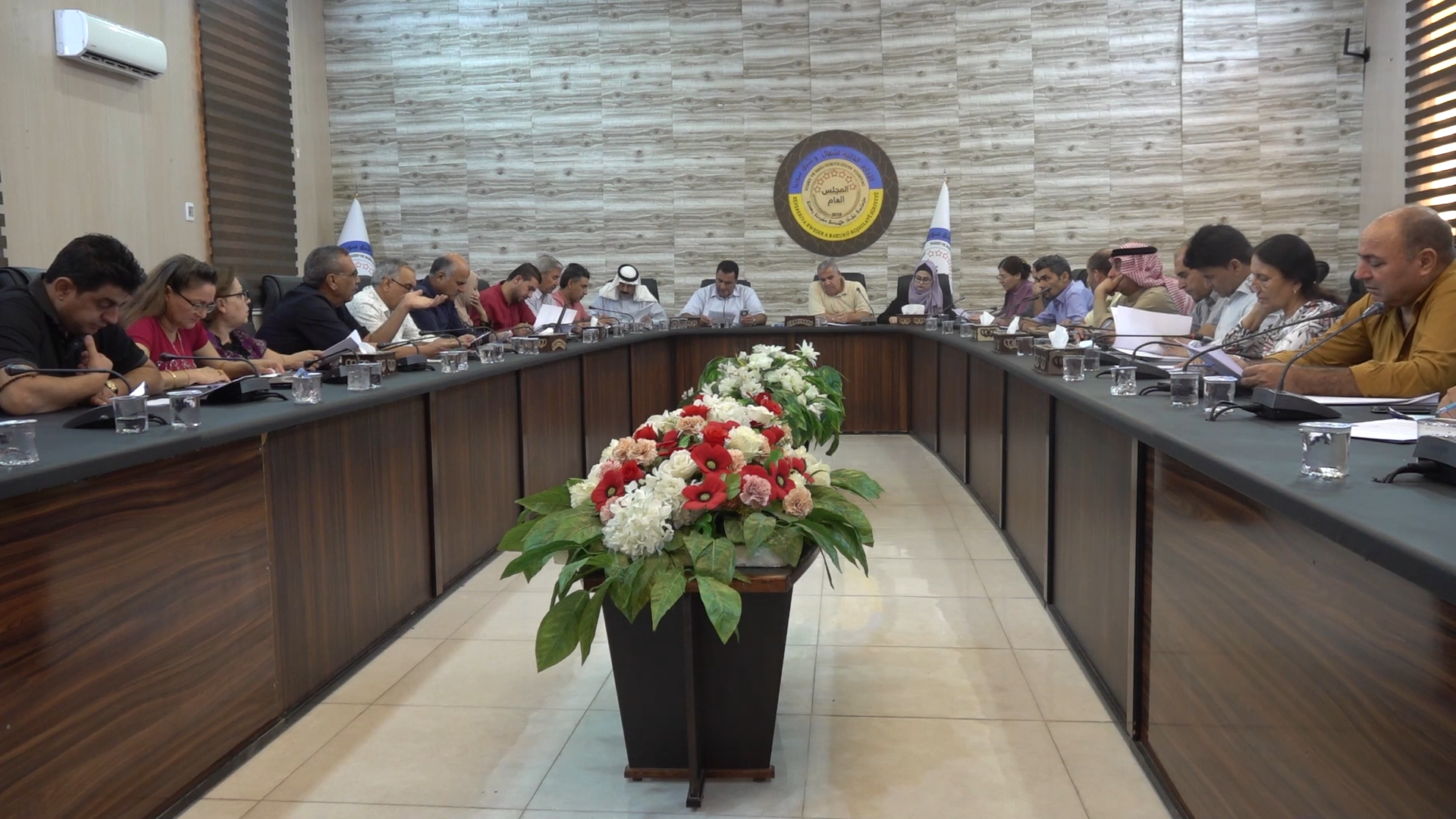 ⁣المجلس العام في الإدارة الذاتية لشمال شرق سوريا يصادق على قانون الاستثمار