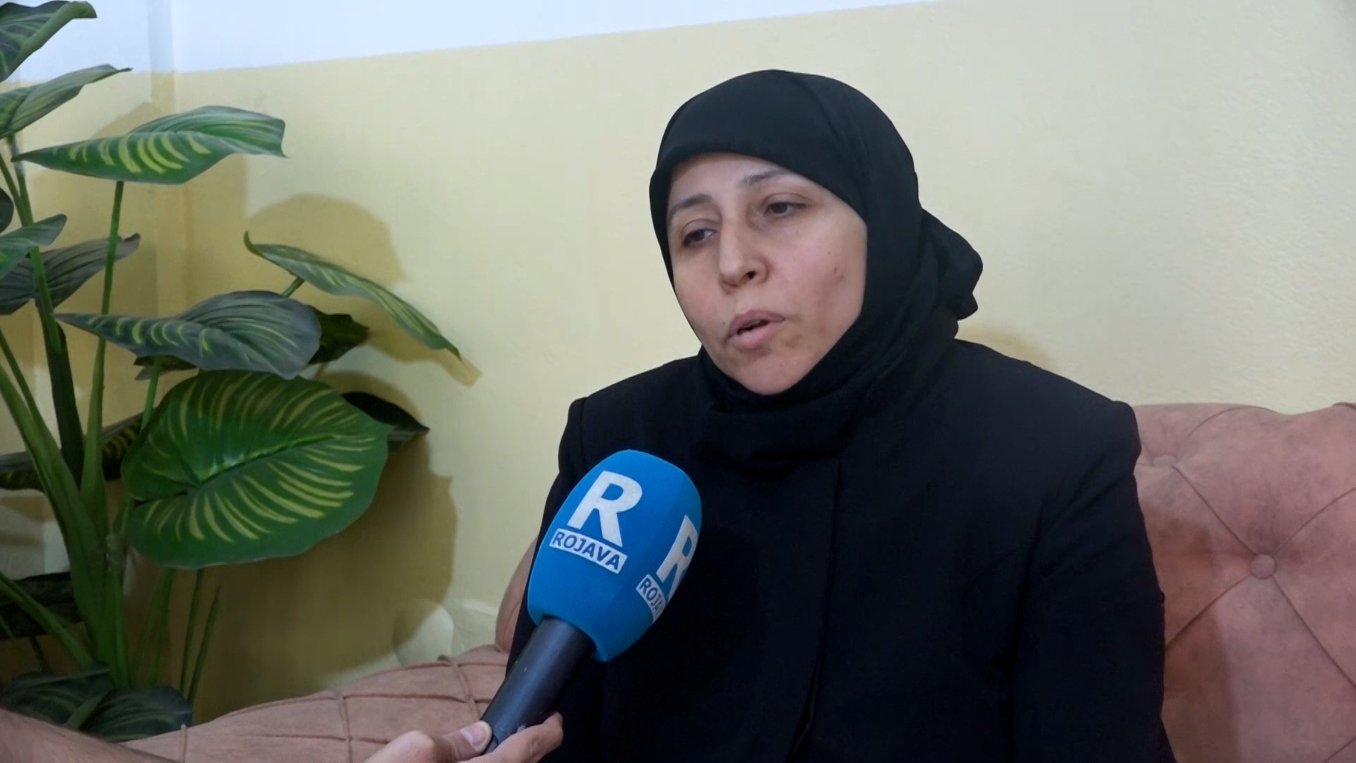 تجمع نساء زنوبيا في منبج يدين استهداف الاحتلال التركي لشهيدات وحدات حماية المرأة